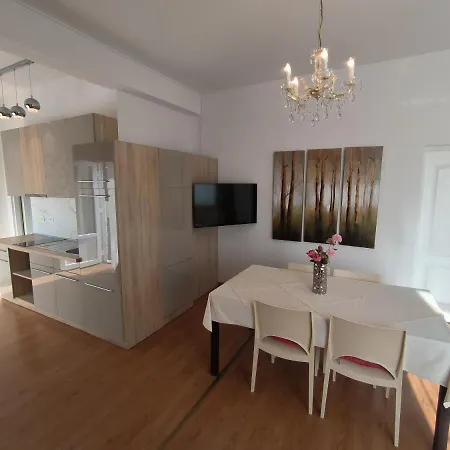 Kimm Apartment