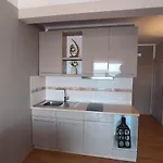 Kimm Apartment *
